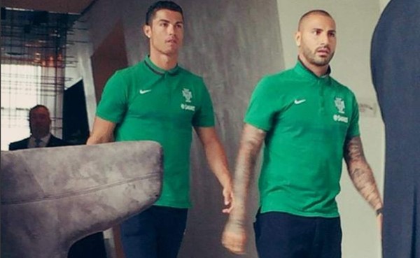Cristiano se mantiene lejos de la prensa en su integración a Portugal