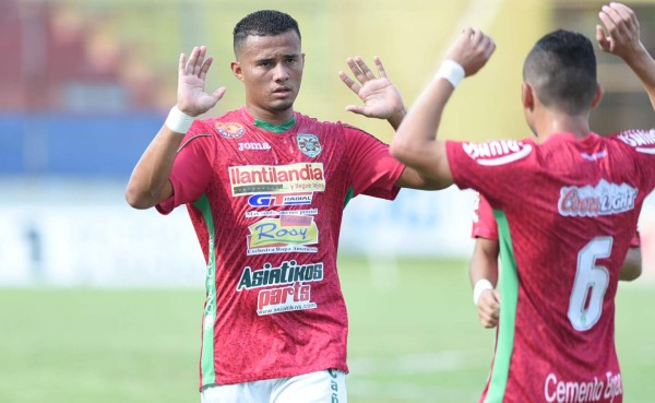 Walter Martínez, un 'Colocho' peregrino es el motor de Marathón