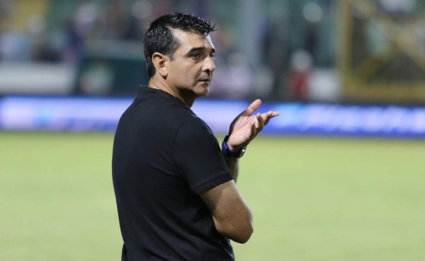 El técnico de Motagua, Diego Vázquez, no dio la cara tras ser goleado por Olimpia