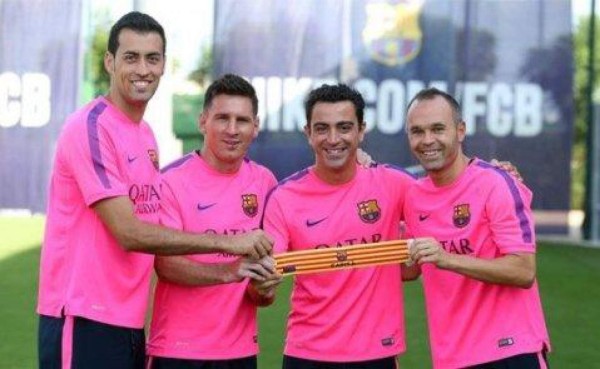 Iniesta y sus 15 inolvidables e icónicas fotografías con el Barcelona