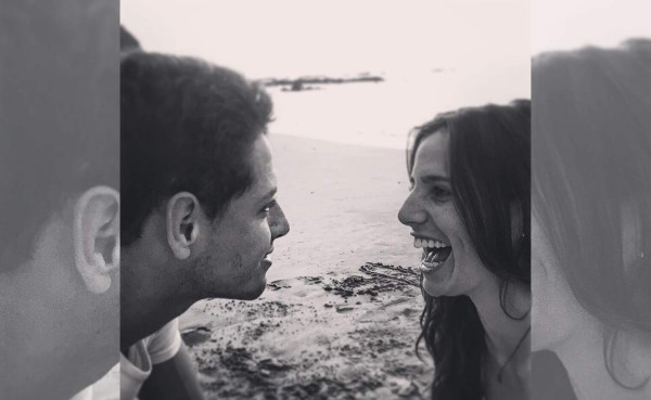 Chicharito Hernández, muy enamorado de Lucía Villalón