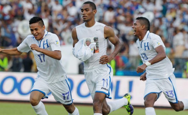 Real España le echa un ojo al delantero Jerry Bengtson