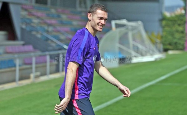 Thomas Vermaelen completa su primer entrenamiento con el Barcelona