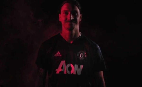 El video de bienvenida a Ibrahimovic en Manchester que arrasa en las redes
