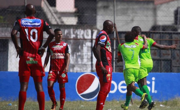 Deportes Savio denuncia a Marathón para enviarlo a segunda