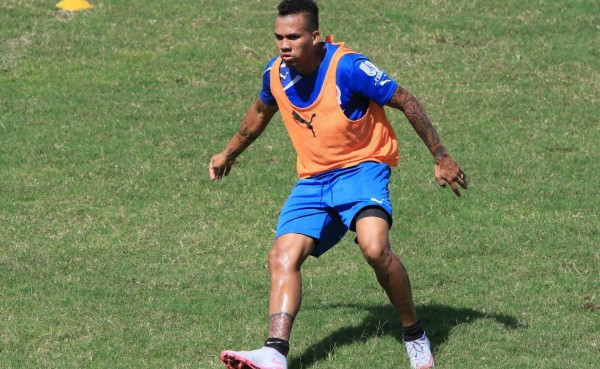 Arnold Peralta: 'Hay gente que no sabe nada de fútbol'