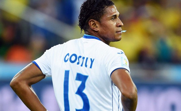 Carlo Costly rechazó ir a Malasia por que el salario era muy bajo