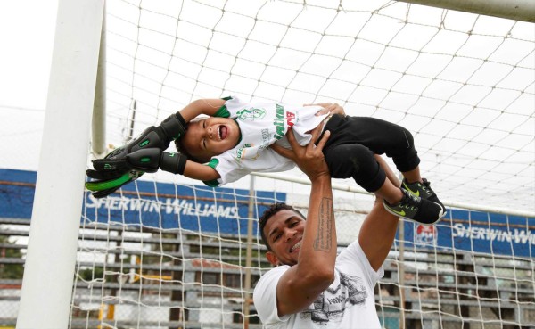 Íker, la inspiración del guardameta panameño del Platense José Calderón