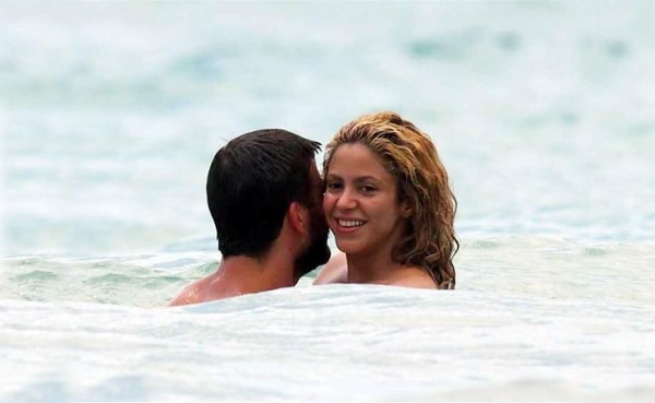 Shakira y Piqué pasan sus vacaciones en balneario en Cancún