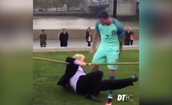 VIDEO: Cómico video del enojo de Cristiano ante Hungría