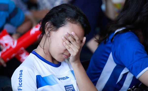 Afición de Honduras, de la ilusión a la tristeza