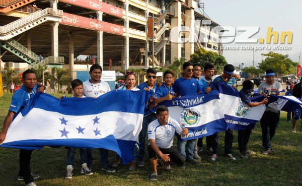 Así vive San Pedro Sula el duelo Honduras-El Salvador