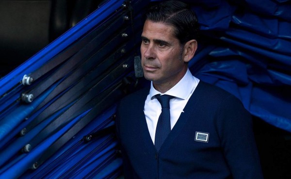El mítico Fernando Hierro dirigirá al Oviedo en España