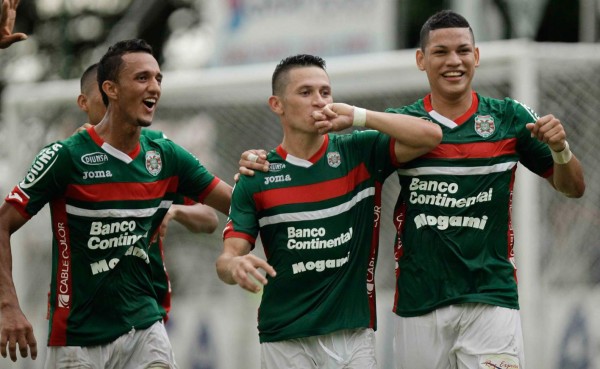 Marathón vence de último minuto a Olimpia gracias a un penal