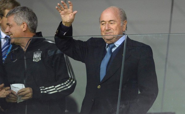 Blatter observa el Honduras-Ecuador en Curitiba