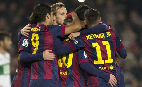 'Manita' del Barcelona pone rumbo a cuartos de final