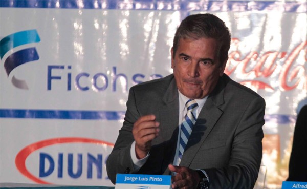 Jorge Luis Pinto comenzará a trabajar con Honduras el 5 de enero