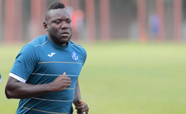 Wilmer Crisanto renovó contrato por un año con Motagua