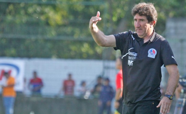 Héctor Vargas: 'Tenemos 90 minutos para meter un gol'