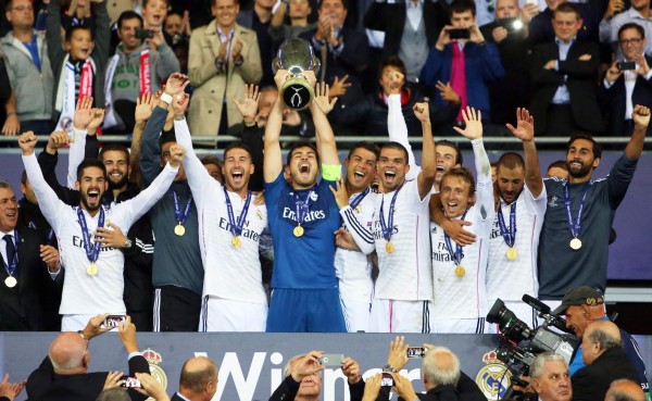 Real Madrid conquista Supercopa de Europa con doblete de Ronaldo