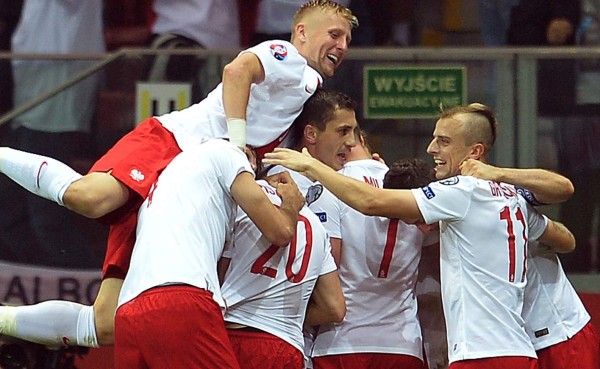 Polonia logra triunfo histórico contra Alemania en eliminatoria rumbo a la Eurocopa