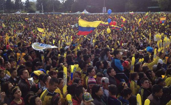 La selección de Colombia es recibida con fiesta en Bogotá