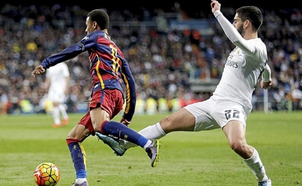El madridista Isco, suspendido dos partidos por una patada a Neymar