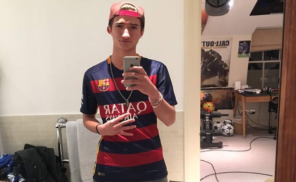 El hijo de Mourinho celebra la goleada: 'Visca el Barça'