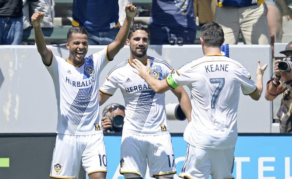 El Galaxy le da paliza al New York City de Pirlo y Villa