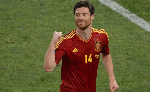 Xabi Alonso anuncia su retirada de la selección española