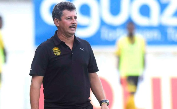 Mauro Reyes: 'La gente al calor de las cervezas puede decir lo que sea'