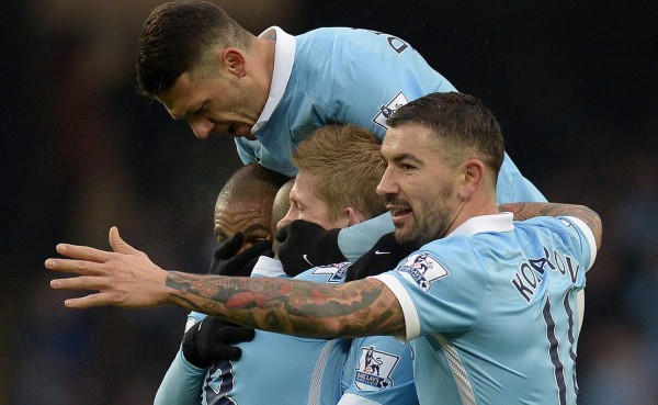 El Manchester City es líder temporal tras golear al Crystal Palace