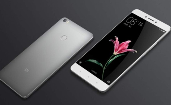 Xiaomi sigue a la caza de Apple y Samsung y lanza Mi Max