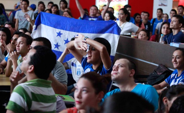 Afición de Honduras, de la ilusión a la tristeza