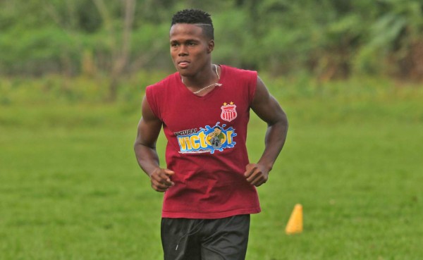 Maycol Montero será operado este miércoles en San Pedro Sula