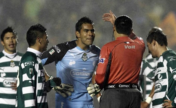 Oswaldo Sánchez agradece retiro de 'Chiquimarco'