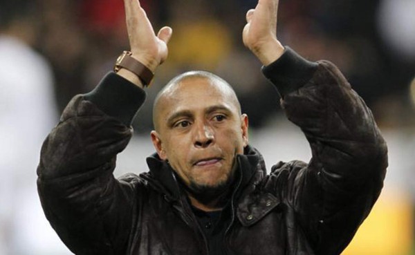 Roberto Carlos entrenará al Al-Arabi catarí
