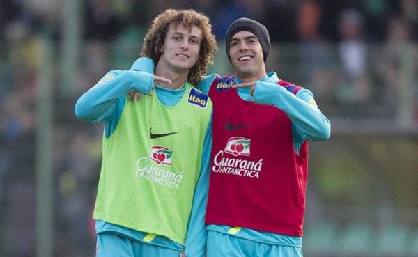 David Luiz y Kaká celebran el retorno de Neymar a la selección brasileña