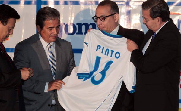 Por Jorge Luis Pinto Honduras consiguió amistoso contra Brasil