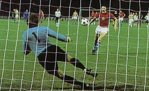 ¡Se cumplen 40 años del famoso penal de Panenka!