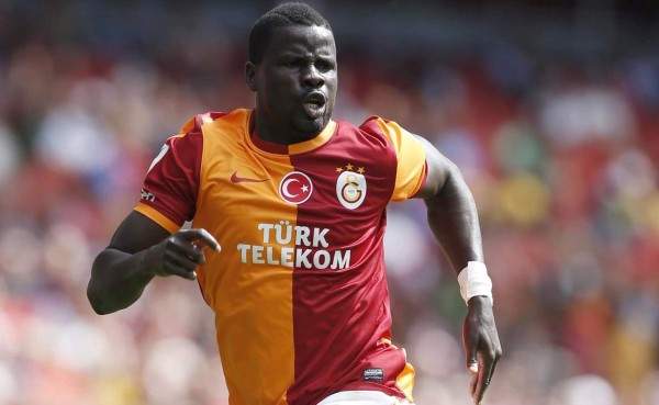 El Sunderland ficha al internacional marfileño Eboué hasta final de temporada