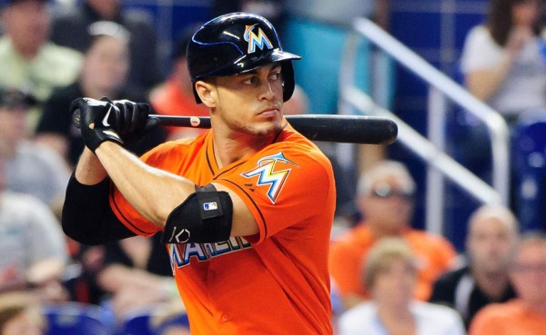 Stanton firmará contrato más lucrativo en la historia del deporte de EUA