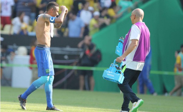 Fenafuth estalla contra Neymar: 'Su puesto está en la selección femenina de Brasil'