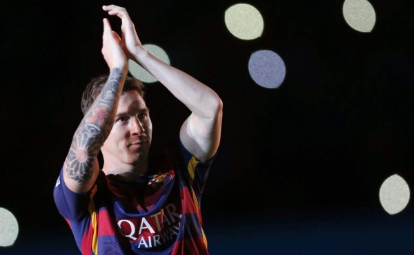 Anciana bautiza Messi a su ternero y el argentino le envía camiseta