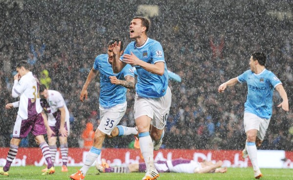 Manchester City vapulea al Aston Villa y es virtual campeón