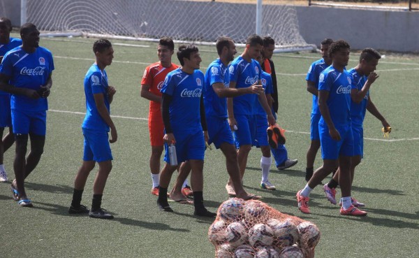 Olimpia contará con dos o tres seleccionados ante Comayagua FC