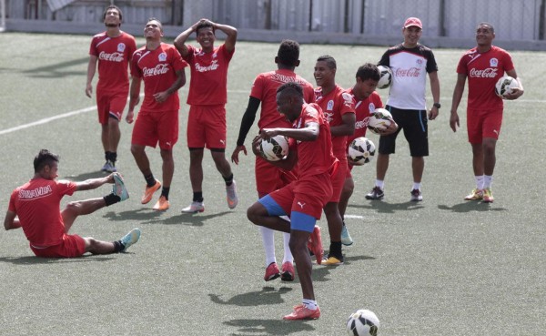 El Atlético Pinares ya piensa en Olimpia