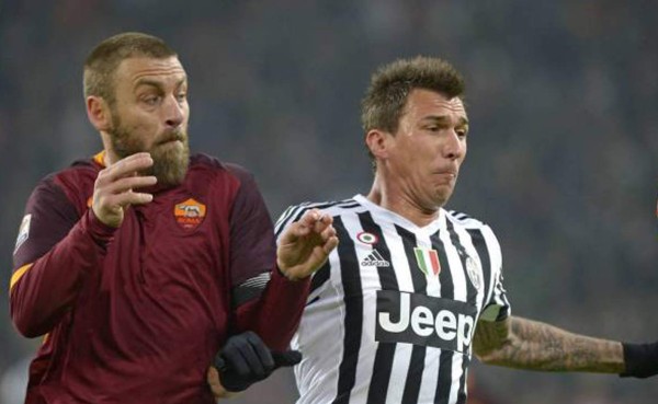 De Rossi se disculpa por haber llamado a Mandzukic 'gitano de mierda'