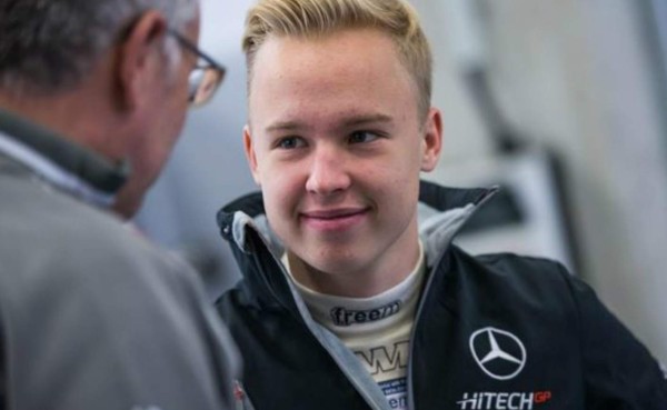 Force India de la Fórmula 1 contrató a piloto de 16 años