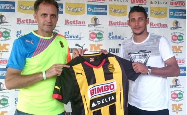 Real España presentó a César Oseguera, su noveno fichaje